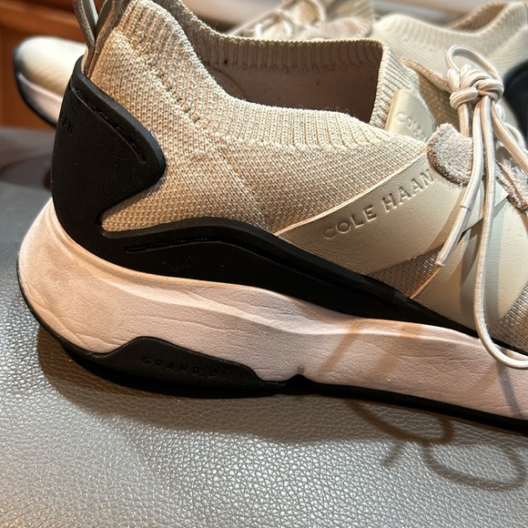 Cole Haan sneakers size 9.5 - Picture 11 of 12